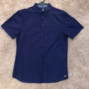 American Eagle Short-Sleeved Button Down